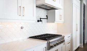 456 Flatwater Dr, Bluffton, SC 29910
