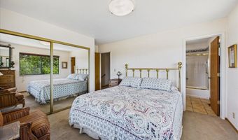 2361 Buttermilk Ln, Arcata, CA 95521