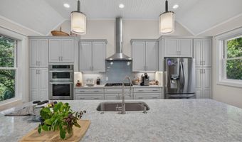 6 Clapper Rail Ct, Bald Head Island, NC 28461
