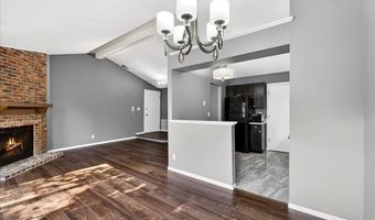 1201 Lofty Point Dr C, Ballwin, MO 63021
