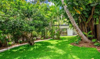 223 Lanipo Dr, Kailua, HI 96734