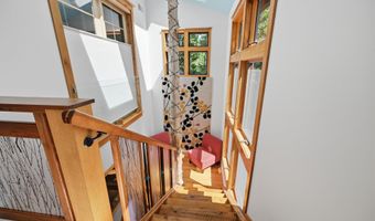 29 Old Forty Acre Mountain Rd, Danbury, CT 06811