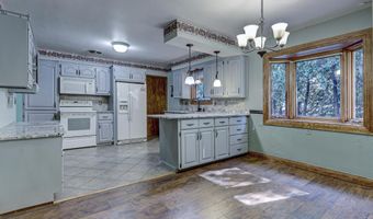 1404 N CHARLOTTE St, Appleton, WI 54911