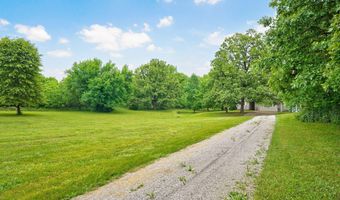 21445 Lawrence 2074, Ash Grove, MO 65604