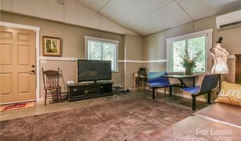 543 College St, Asheville, NC 28801