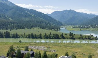 30 BLUE WING Ln A, Alpine, WY 83128