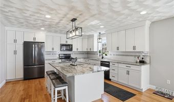 1268 Central Ave, Johnston, RI 02919