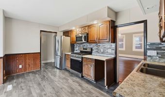 305 W 7Th St, Auburn, IN 46706