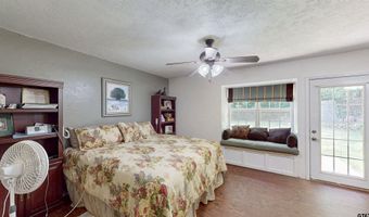10203 Crestview Dr, Tyler, TX 75707