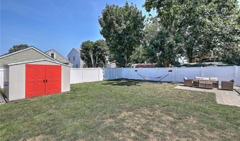 9 Norman St, Cumberland, RI 02864