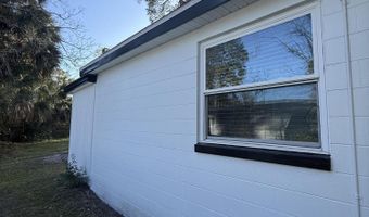 696 KESTNER Rd, Atlantic Beach, FL 32233