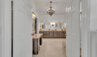 6066 Lake Lindero Dr, Agoura Hills, CA 91301