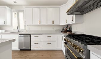 1575 BEACH LOOP Dr SW, Bandon, OR 97411