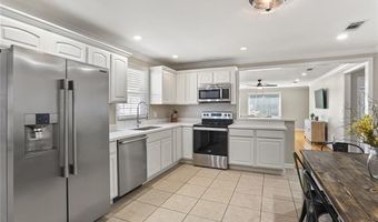 904 LEBEAU St, Arabi, LA 70032