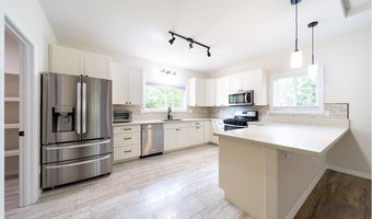 1673 KAUMANA Dr, Hilo, HI 96720