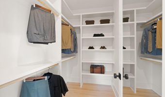 112 N HIGHLAND St, Arlington, VA 22201