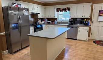 2829 Doublegate Dr N, Albany, GA 31721