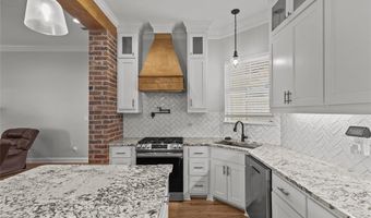 24 Turtle Creek Dr, Benton, LA 71006