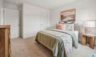 819 PEAVINE CROSSING Pkwy, Alabaster, AL 35007