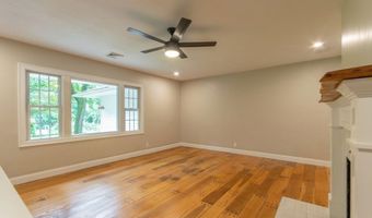 575 North St, Agawam, MA 01030