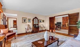 28 Doherty Dr, Middletown, NJ 07748