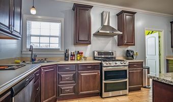 123- A File Rd, Batesville, MS 38606