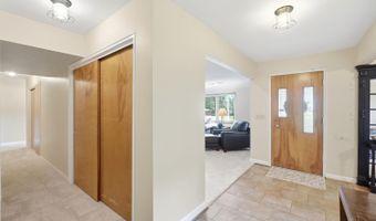 8520 Arborcrest Dr, Amberley, OH 45236