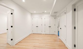 3108 6TH St N, Arlington, VA 22201