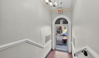 1820 SWANN St NW #2, Washington, DC 20009