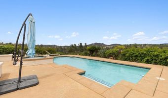 2281 Corner Creek Ln, Fallbrook, CA 92028