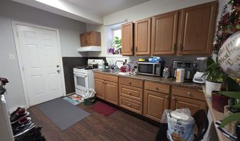 8 Texas Ct, Atlantic City, NJ 08401