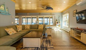 10 Bogue Chitto Ln, Bar Harbor, ME 04609