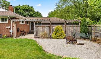 10018 Manor Ave, Allen Park, MI 48101
