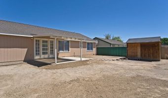 835 Columbine Dr, Fernley, NV 89408