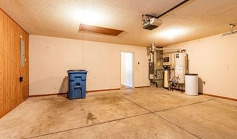 306 Rathert Ct, Auburn, IN 46706