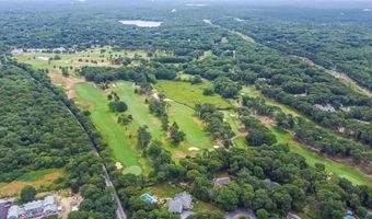 44 Iris Ln, Barnstable, MA 02630