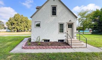 905 S 2nd St, Albion, NE 68620