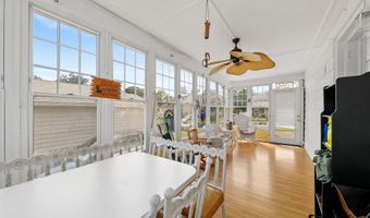 57 S TERRACE Ave, Maple Shade, NJ 08052