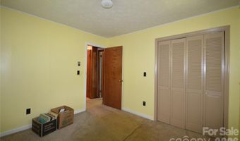184 Laurel Rd, Arden, NC 28704