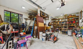 452 Tanglewood Rd, Arcata, CA 95521