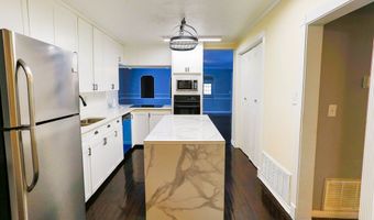 708 Miles Rd, Baxley, GA 31513