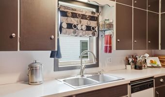 207 8th Ave, Belle Fourche, SD 57717