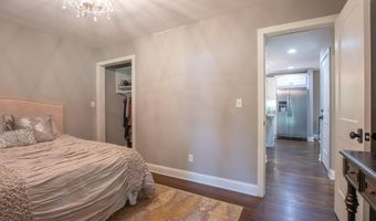307 NE Morningside Ln, Abingdon, VA 24210