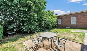 70 Sage Ave, Bridgeport, CT 06610