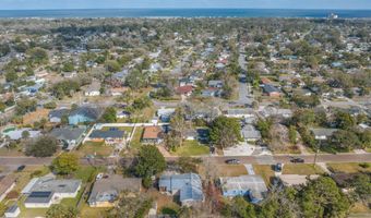 452 SARGO Rd, Atlantic Beach, FL 32233