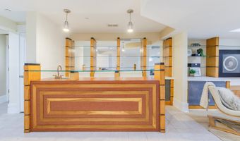 9715 SINGLETON Dr, Bethesda, MD 20817