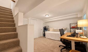 609 S HENRY St, Alexandria, VA 22314