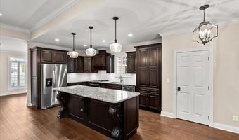 108 Canterbury Cir, Arab, AL 35016