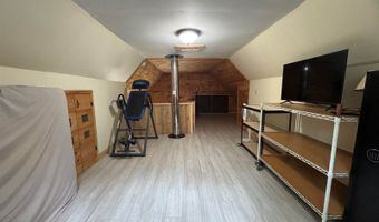 6 Maple Dr, Abbot, ME 04406