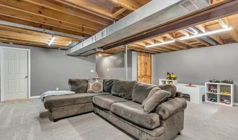 2302 Crystal Wood Dr, Arnold, MO 63010
